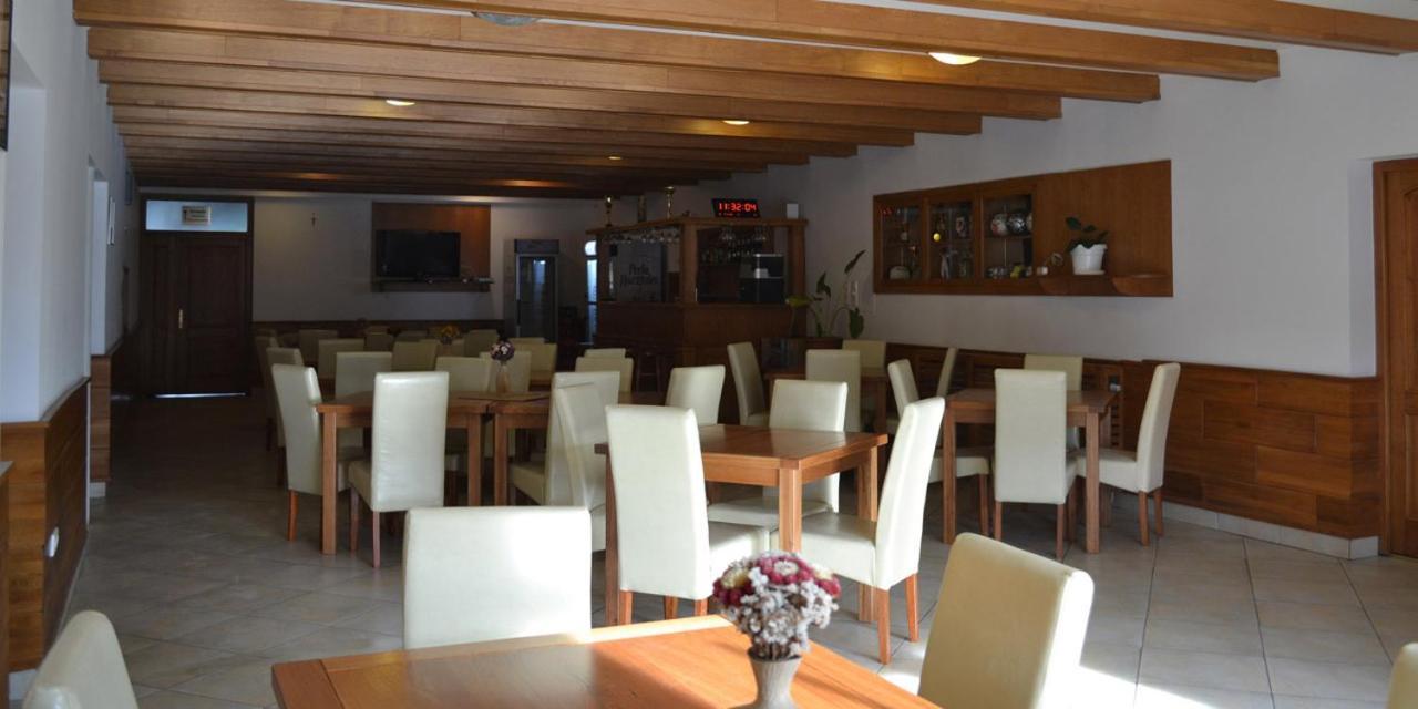 Rákóczi Center Acomodação com café da manhã Odorheiu Secuiesc Exterior foto